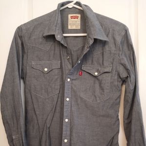 Levi's button up shirt